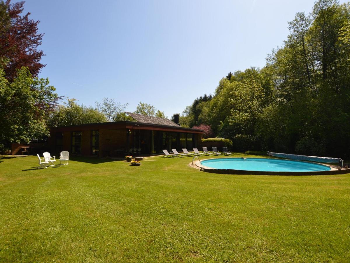 Luxury Villa With Swimming Pool Stavelot Eksteriør bilde